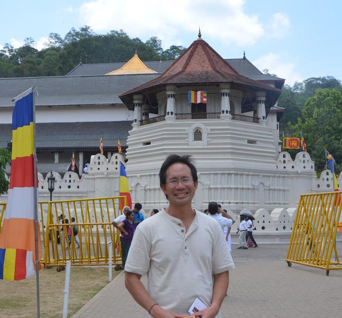Colombo to Pinnawala & Kandy Day Tour With Tea Factory - Itinerary Highlights