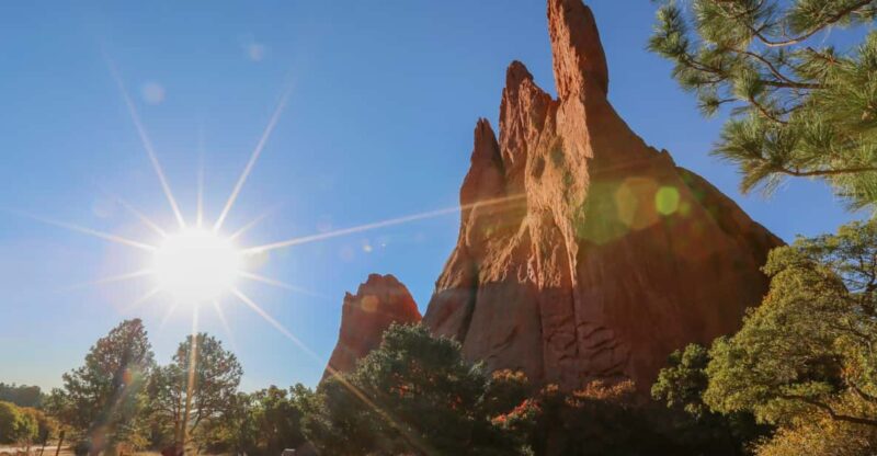 Colorado Springs: Garden of The Gods Classic Hiking Tour - Activity Highlights