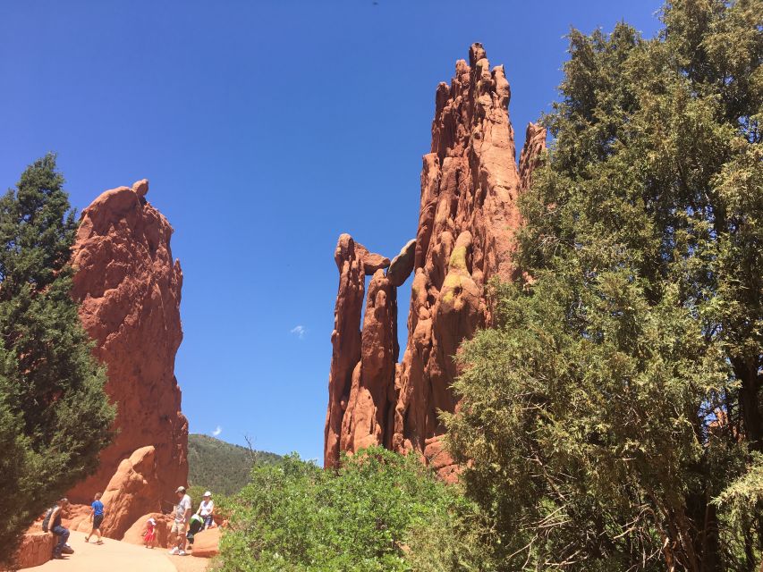 Colorado Springs: Garden of the Gods Private Walking Tour - Activity Highlights