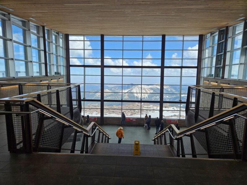 Colorado Springs: Pikes Peak Luxury Jeep Tour - Key Points