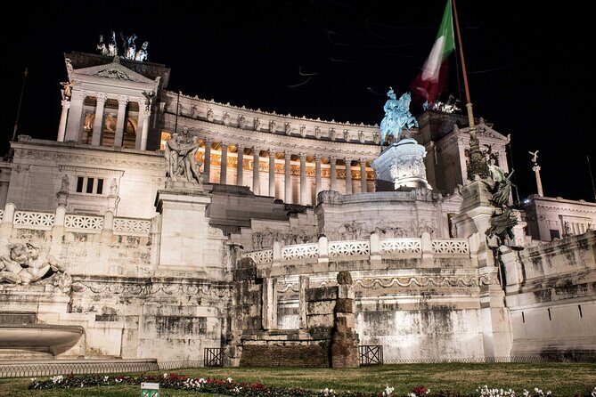 Colosseum & Ancient Rome by Night Guided Walking Tour - Discovering Rome Under the Moonlight