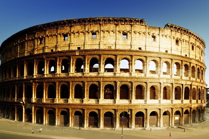 Colosseum and Roman Forum Private Tour - Exploring the Roman Forum