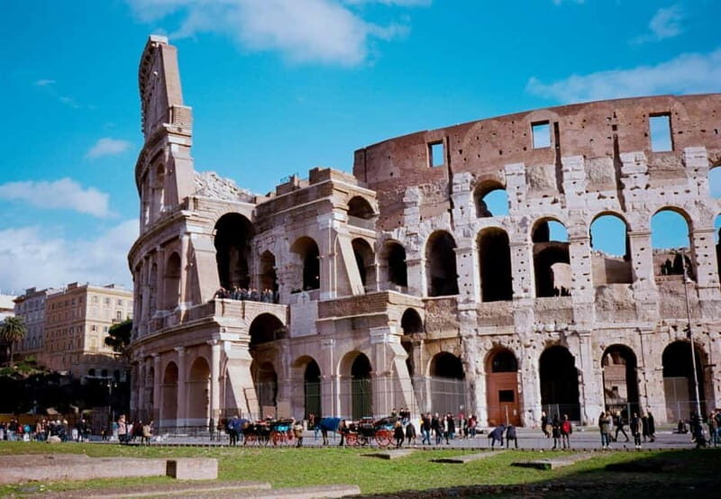 Colosseum Guided Tour Semi-Private Group on Free Entry Days - Key Points