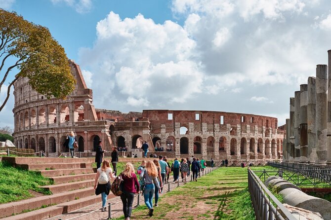 Colosseum: Priority Entry & Glass Elevator to Romes Summit - Palazzo Venezia Museum and Risorgimento Museum