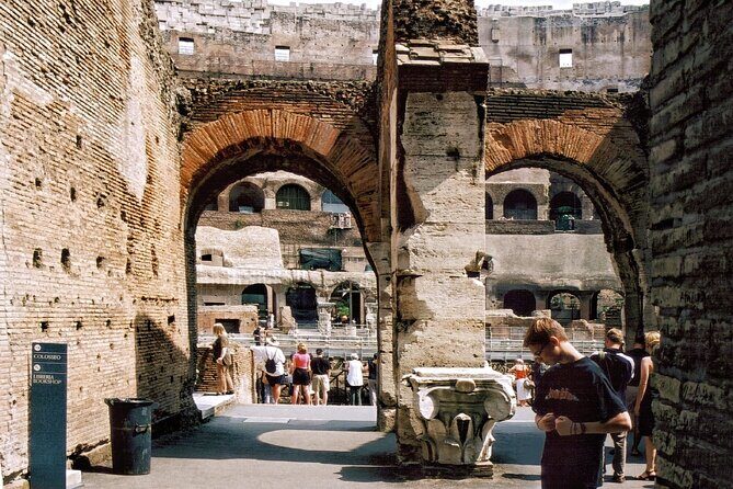 Colosseum, Roman Forum and Palatine hill with Guide Book - A Close Look at the Tour Experience