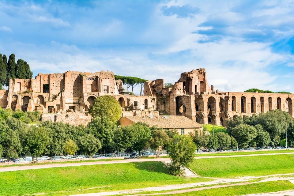 Colosseum, Roman Forum & Palatine Guided Tour - Discovering the Grandeur of Palatine Hill