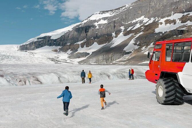 Columbia Icefield Day Tour Ice Explorer and Scenic Views by Coach - A Detailed Look at the Tour Experience