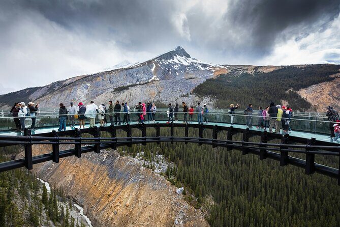Columbia Icefield Skywalk Peyto Lake Bow Lake Tour from Calgary - Who Should Consider This Tour?