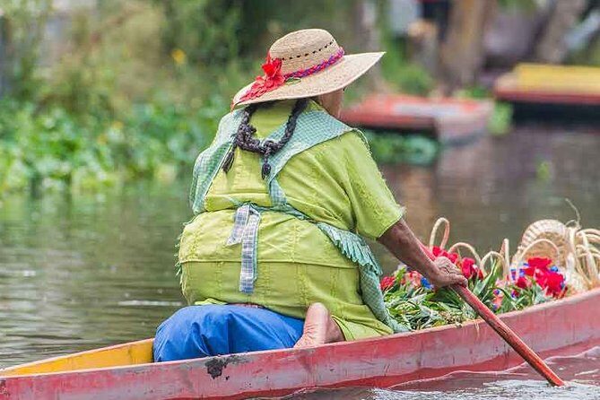 Combo 2 days. Day1: Mexico City Tour & Pyramids. Day2: Xochimilco & Frida Kahlo - Final Thoughts: Is This Tour Right for You?