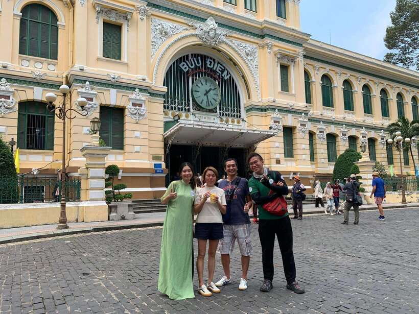 Combo Saigon Highlights Unseen + City I Opt: Female - Exploring the Reunification Palace