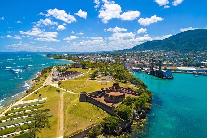 Comfotable Taxi - City Tour Puerto Plata - Tour Guide Expertise