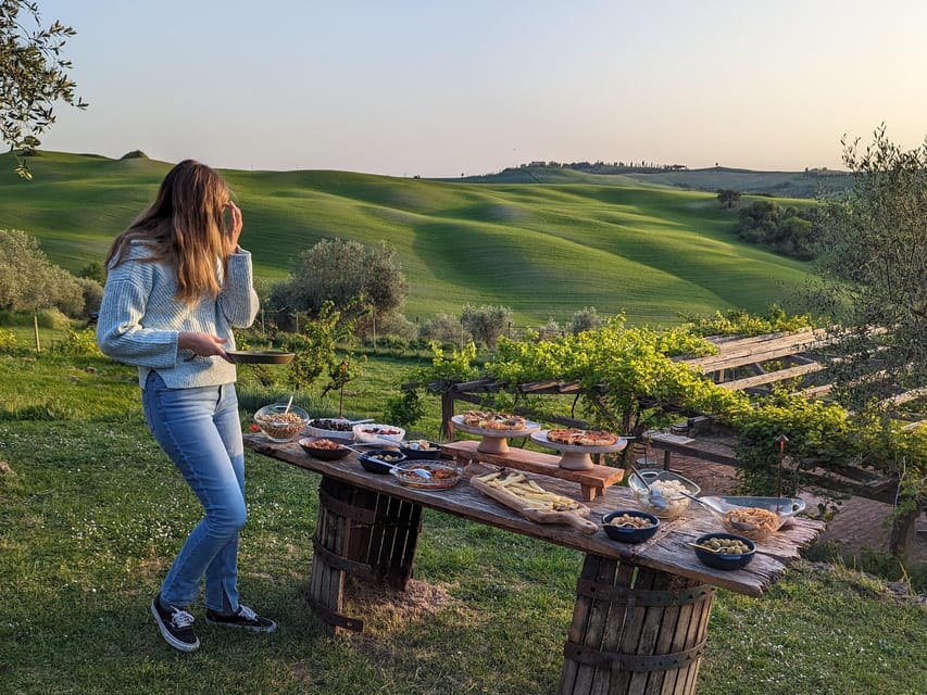 Communal Dinner in an Ancient Tuscan Farmhouse - Exploring the Tuscan Farmhouse