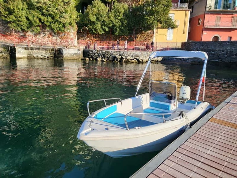 Como: 40 HP Self Drive Boat without License - Who Should Consider This Experience?