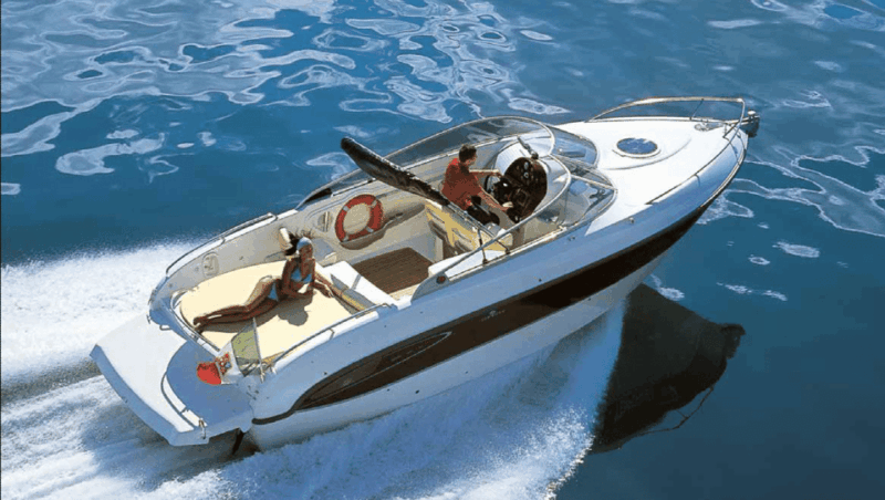 Como Lake: Private Boat Tours With Massimo & Emanuele - Onboard Amenities Offered