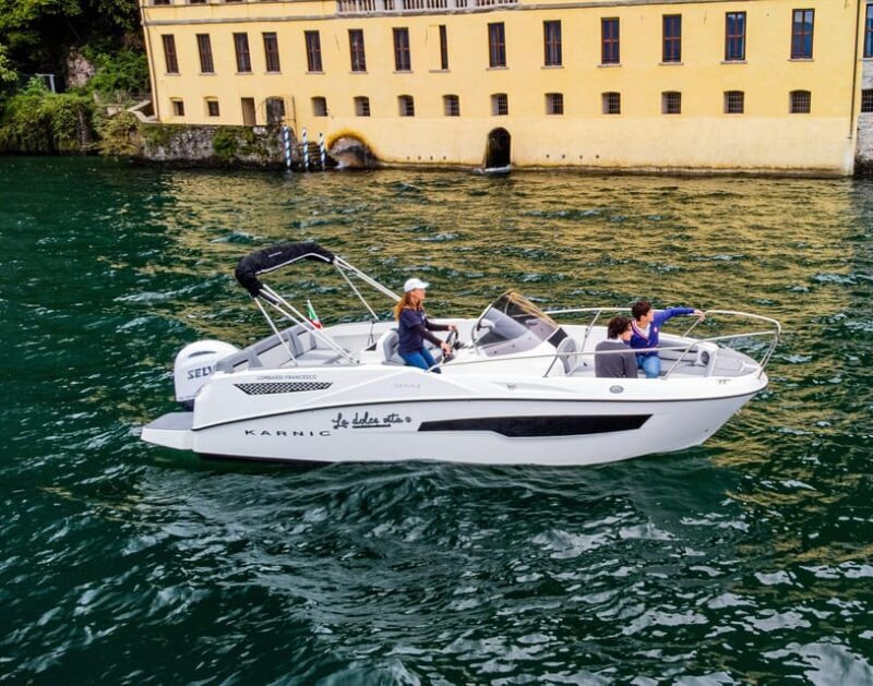 Como lake shared boat tour 1 o 2 ore rain cover - The Experience of the Boat Ride