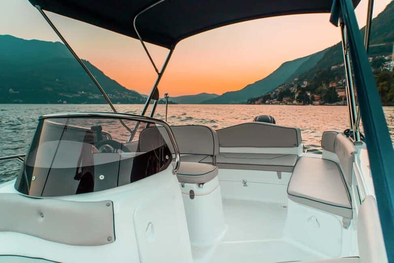 Como: Private 1-Hour Boat Rental - An In-Depth Look at the Experience