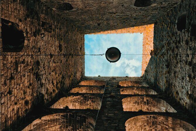 Como Walking Tour with Audio and Written Guide by a Local - Key Points