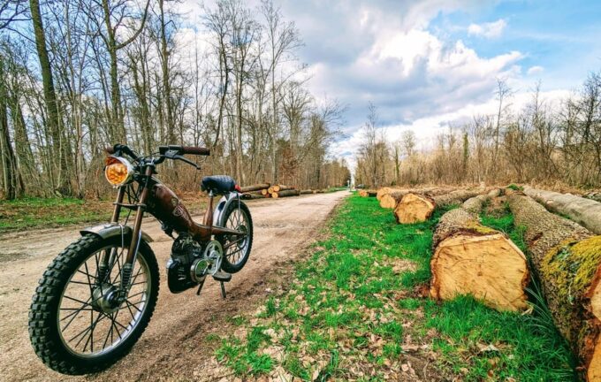 Compiègne: Beautiful Discovery Walk on a Mobylette! - Sum Up