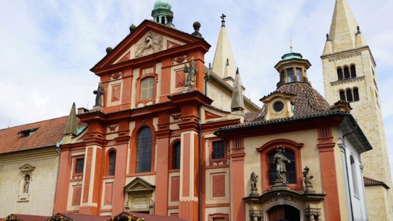 Complete Prague Castle Tour (Small-Group) - Itinerary Highlights