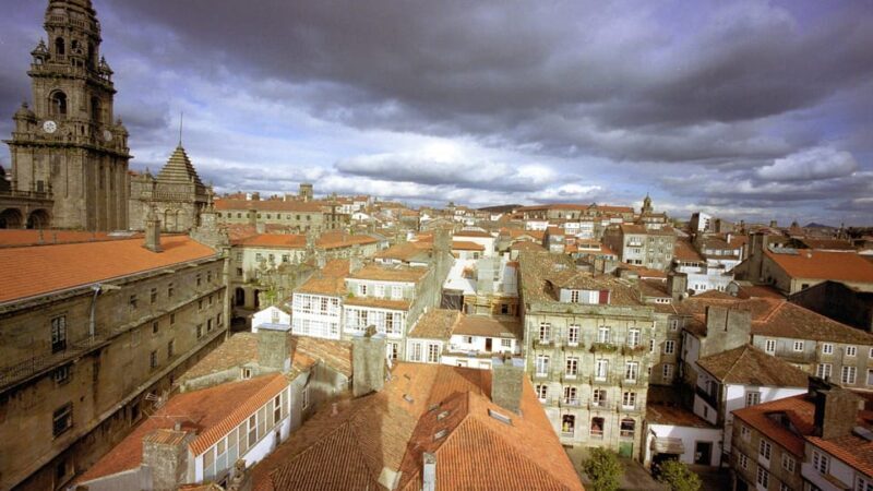 Complete Tour of Santiago Cathedral: Pórtico da Gloria and Museum - The Pórtico de la Gloria