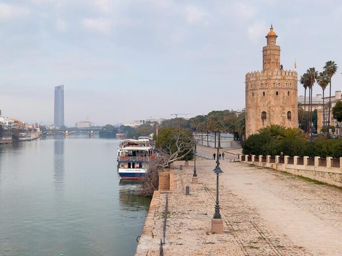 Complete Triana Tour Corrales Included. - Exploring Vibrant and Secret Corners of Triana