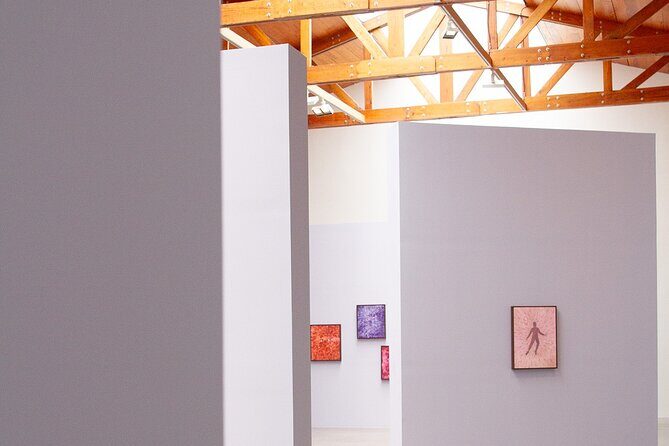 Contemporary Art Galleries Tour in Mexico City with Expert Guides - Final Stop: Le Laboratoire