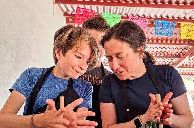 Cook 2 Moles Oaxacanos with a Traditional Cook - FAQ