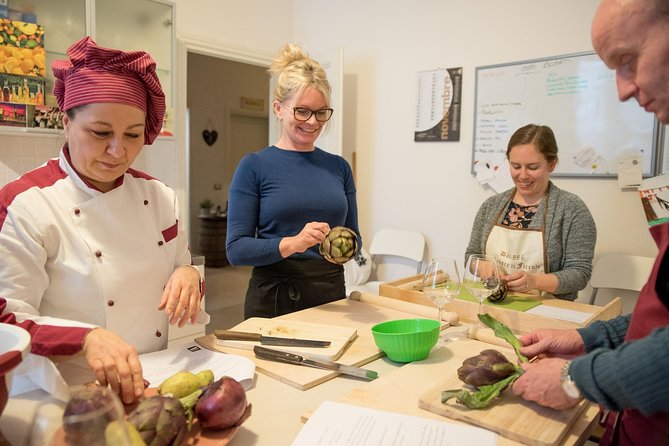 Cooking Class and Home Made Pasta in Florence With LA Vivandiera! - Meeting and Transportation Details