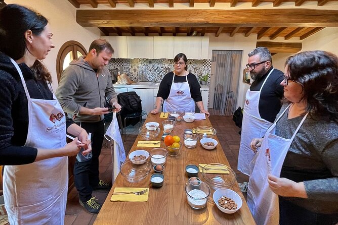 Cooking Class Cantuccini and Vin Santo - Class Schedule and Duration