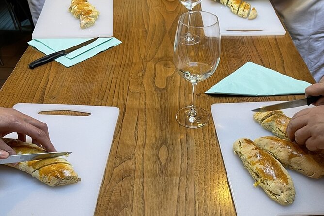 Cooking Class Cantuccini and Vin Santo - Class Capacity and Confirmation