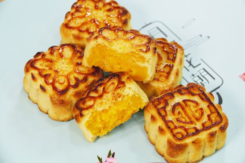 Cooking Class - HK Egg Tarts & Egg Custard Mooncakes - Experience Highlights