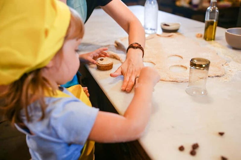 Cooking class of traditional sweets in Sciacca - Who Should Consider This Tour?