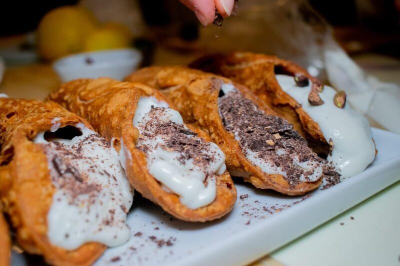 Cooking class, visit to the Catania market and light lunch - Key Points