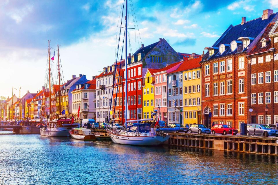 Copenhagen: Canal Boat Cruise & Old Town/Nyhavn Walking Tour - What Reviewers Say