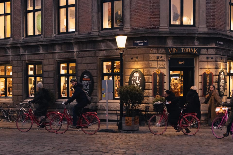 Copenhagen: Christmas Bike Tour with a local Guide - An Introduction to the Tour