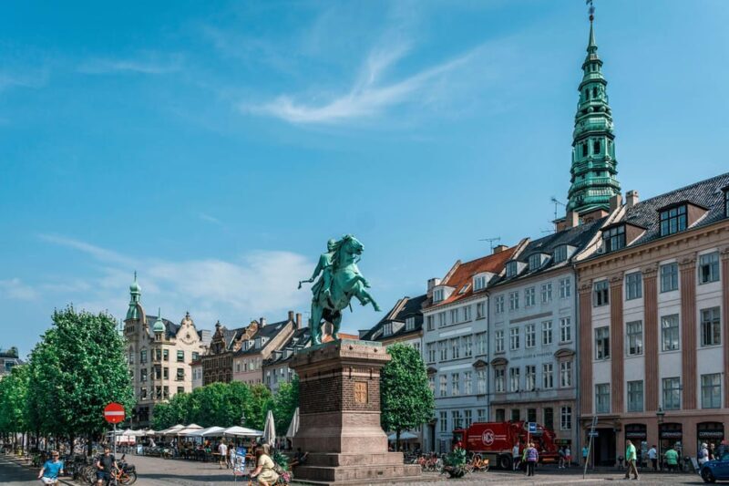 Copenhagen City & Rosenborg Castle Private Walking Tour - What Makes This Tour Stand Out?