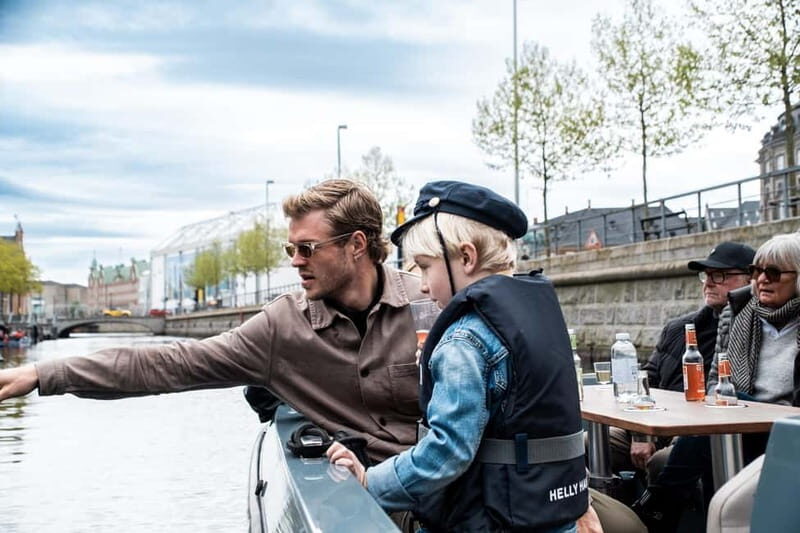 Copenhagen: Electric Boat Canal Tour with Guide - Experience Overview