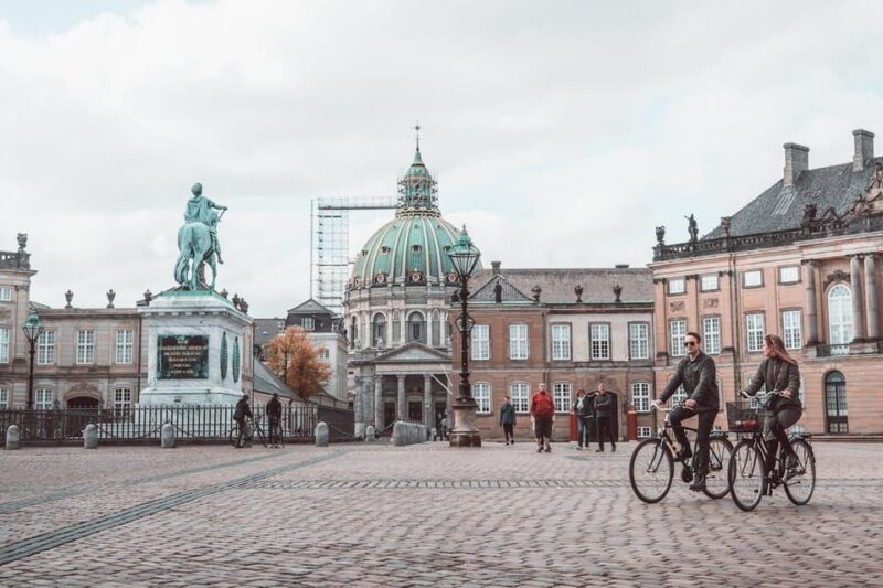 Copenhagen: Guided Walking Tour in French - Exploring Copenhagen: A Detailed Look at the Tour