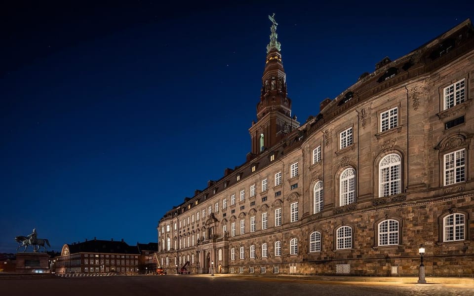 Copenhagen Tour in Spanish - Key Points