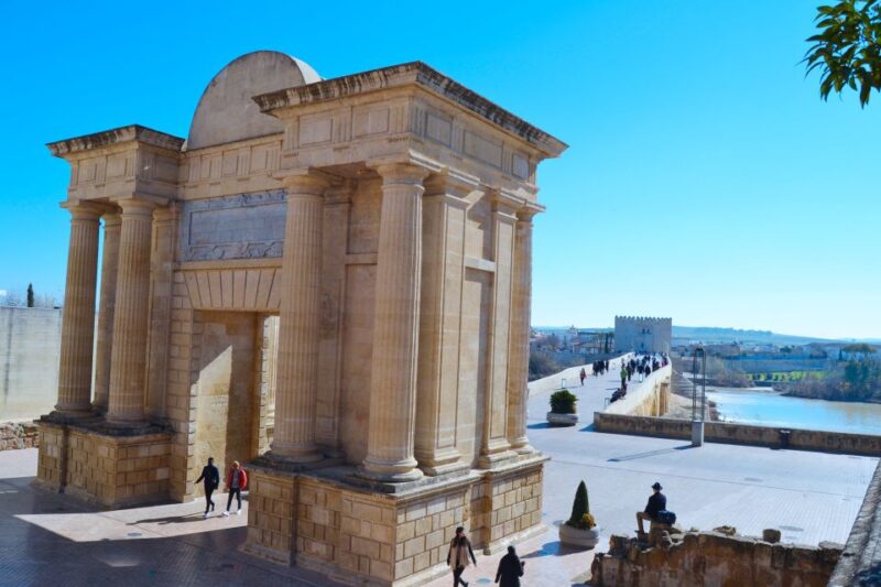Cordoba: 2.5-Hour Guided Jewish Quarter and Alcazar Tour - Itinerary Details