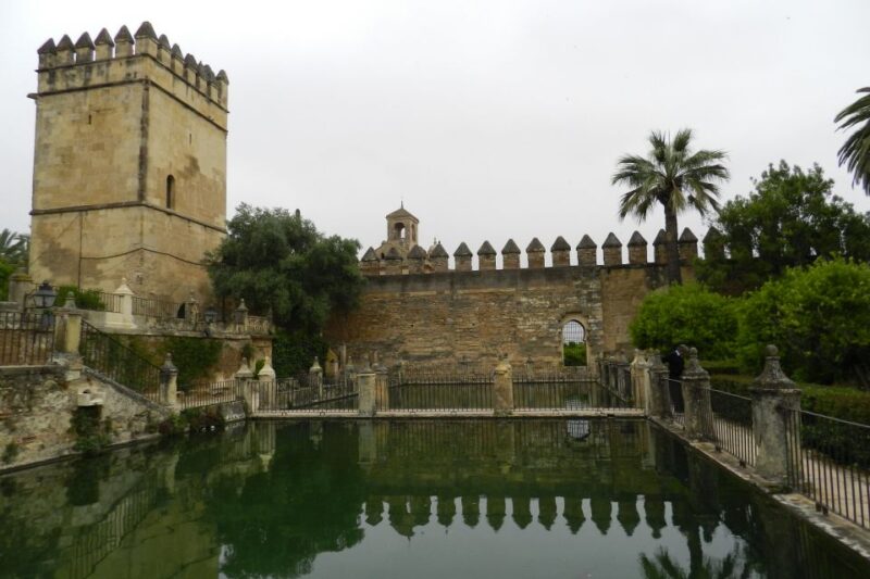 Córdoba: Alcazar of the Christian Monarchs Private Tour - Reserving the Tour