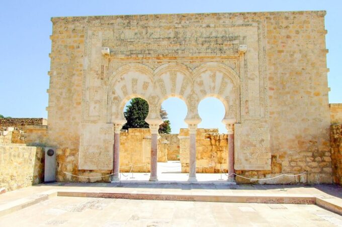Córdoba: Guided Tour of Azahara Medina - Meeting Point and Logistics