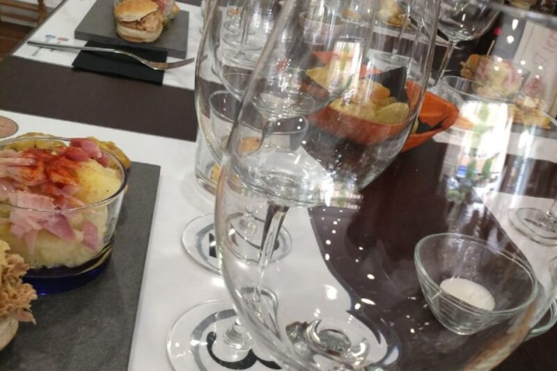 Córdoba: Local Wine Tasting Evening - Learning Opportunities