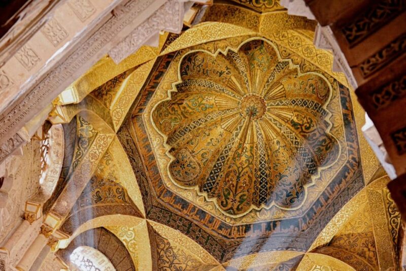 Cordoba: Mosque-Cathedral and Jewish Quarter Guided Tour - Key Points