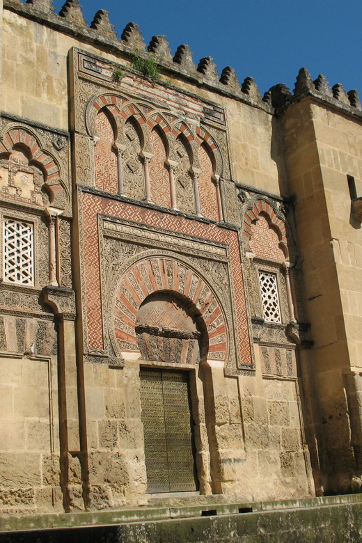 Córdoba: Mosque-Cathedral of Cordoba Private Walking Tour - Guided Experience