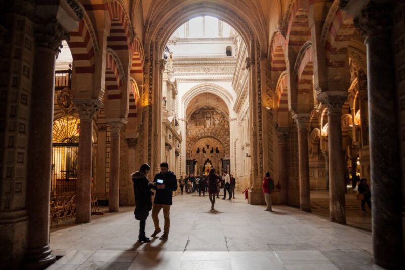 Córdoba: Skip-the-Line Great Mosque-Cathedral History Tour - Good To Know
