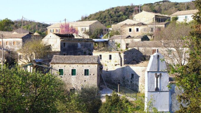 Corfu: Pelekas - Sinarades Villages Private Tour - Discovering Sinarades Village