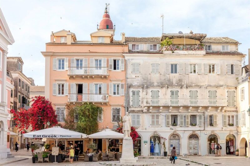 Corfu: Private City Tour With Old Fortress & Food Tasting - Key Points