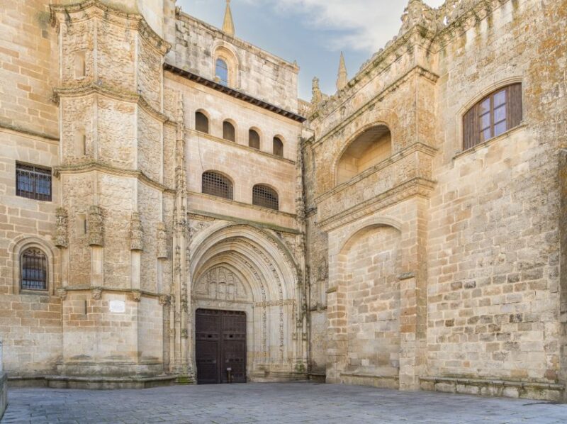 Coria: Cathedral of Coria Ticket Entrance - Good To Know