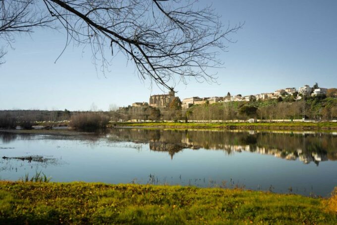Coria: Cathedral of Coria Ticket Entrance - Episcopal Sepulchres